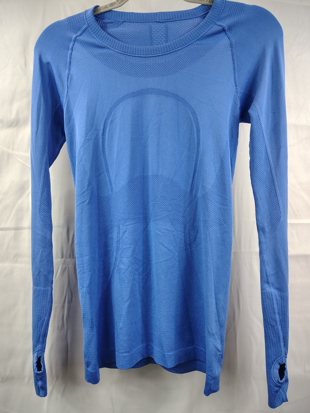 Lululemon Swiftly Tech 2.0 Waist Length Long Sleeve Shirt Blue Size 6 Excellent